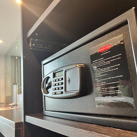 Conference Aston Hotel - Birmingham City Экстерьер фото