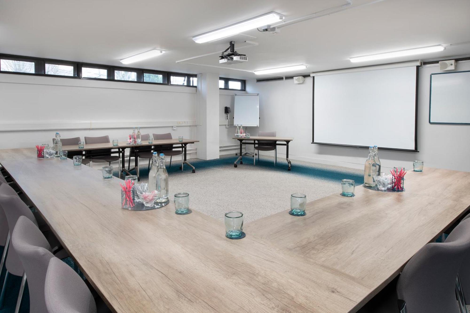 Conference Aston Hotel - Birmingham City Экстерьер фото