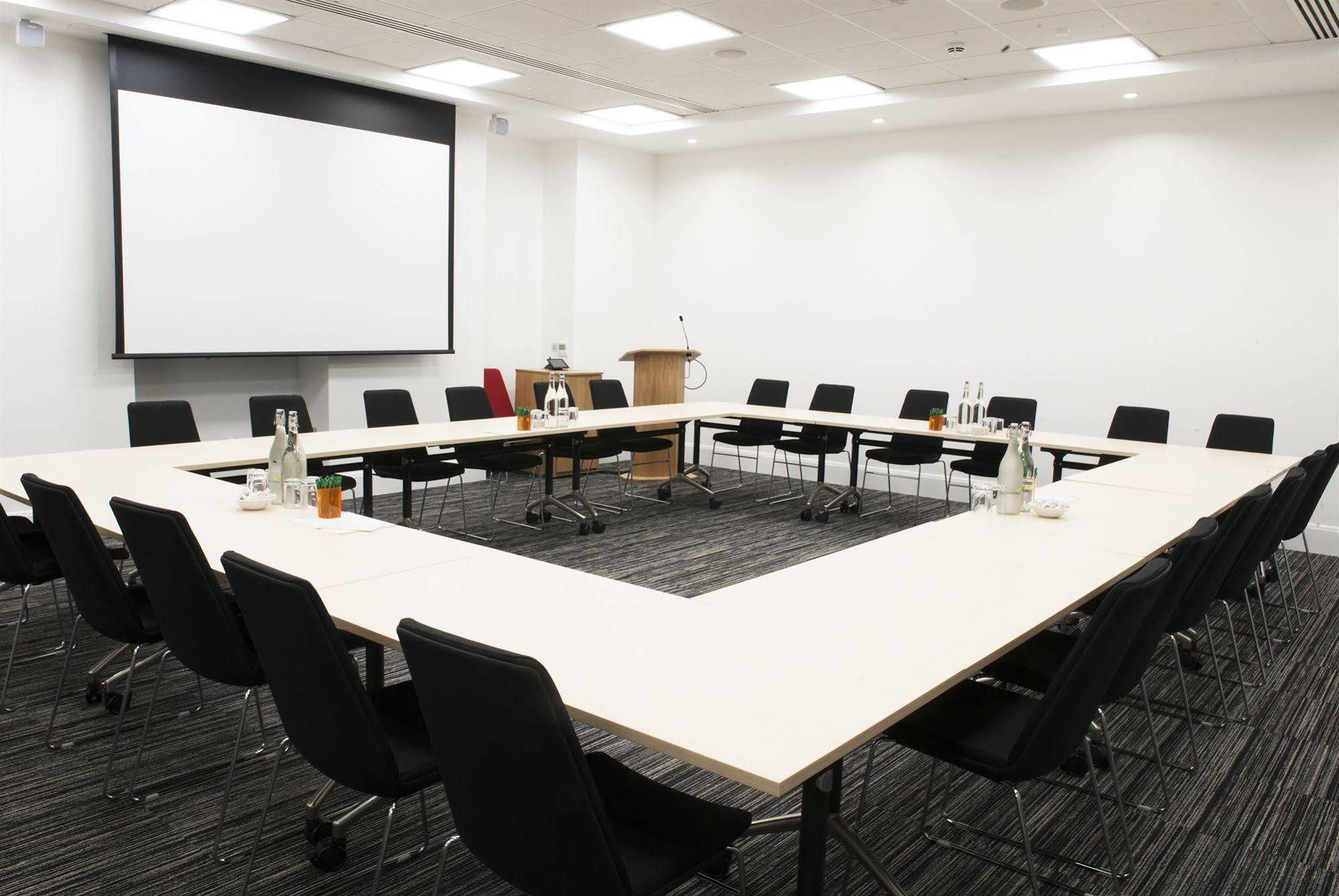 Conference Aston Hotel - Birmingham City Экстерьер фото